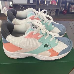 Womens lacoste sneakers sz7.5